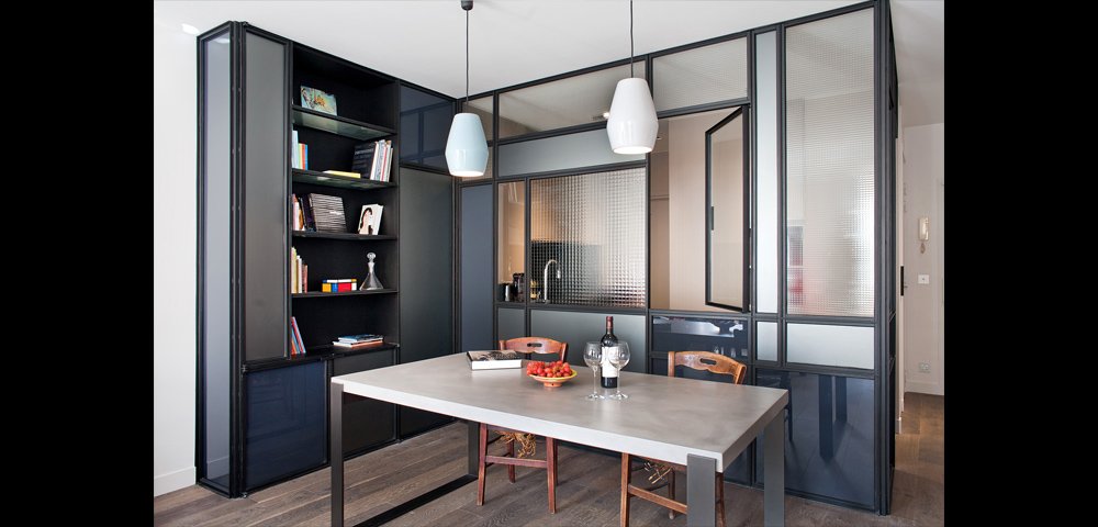 Rénovation d'un appartement design à Paris : salle à manger